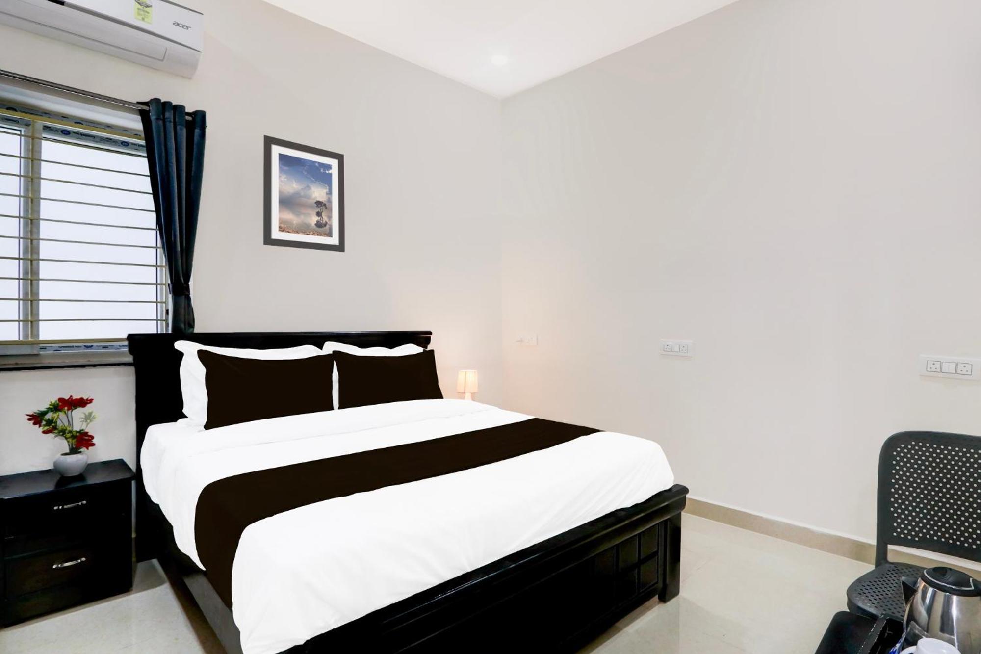 Super Hotel O Adibatla Near Tcs Ibrahimpatan Экстерьер фото